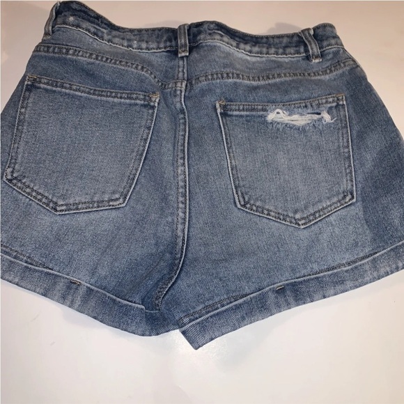 PacSun Mom Short Distressed Senim High Waisted Cuffed Shorts Women’s Size 29 - Picture 3 of 3